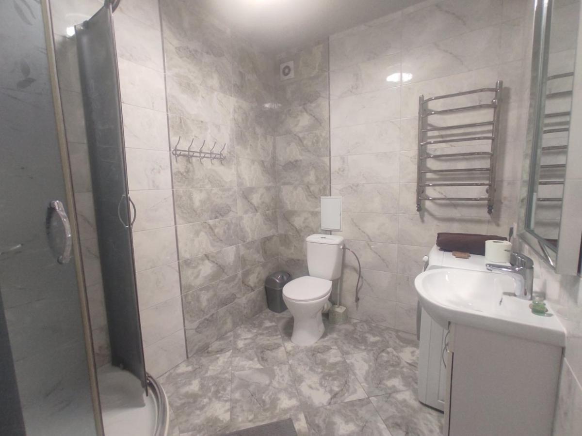 Апартаменти В Новобудові В Жк Фамілія Lvov Exteriér fotografie